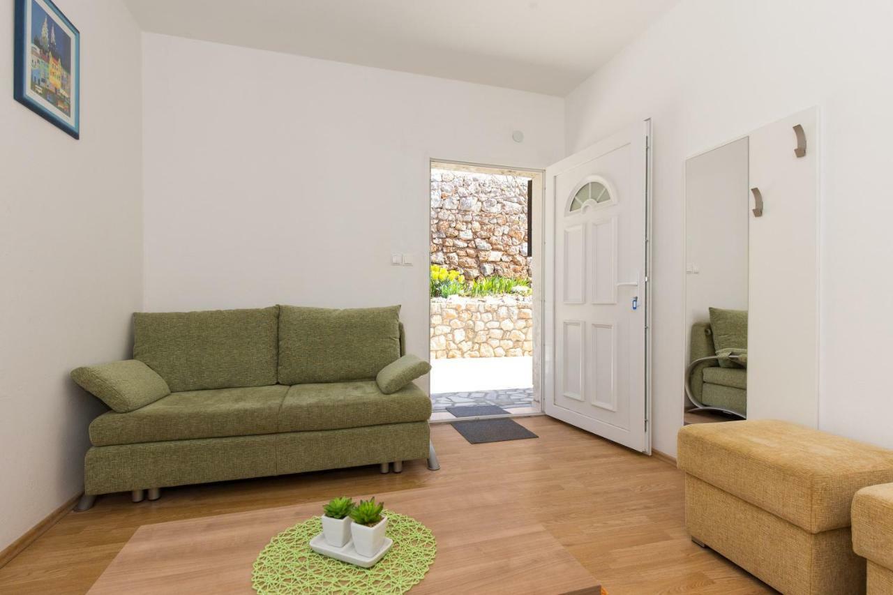 Vuk Apartment Senj (Lika-Senj)